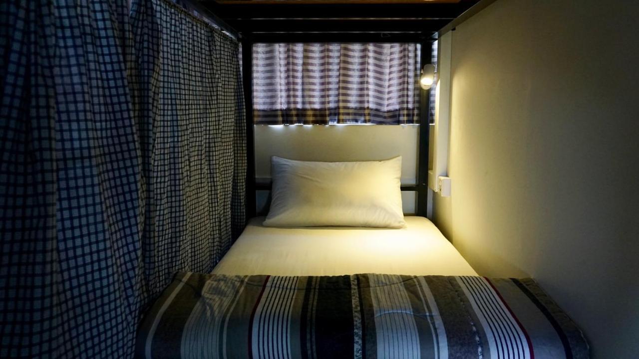 Celia Hostel Мандалай Экстерьер фото