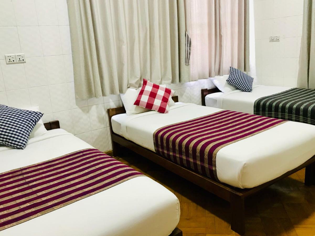 Celia Hostel Мандалай Экстерьер фото