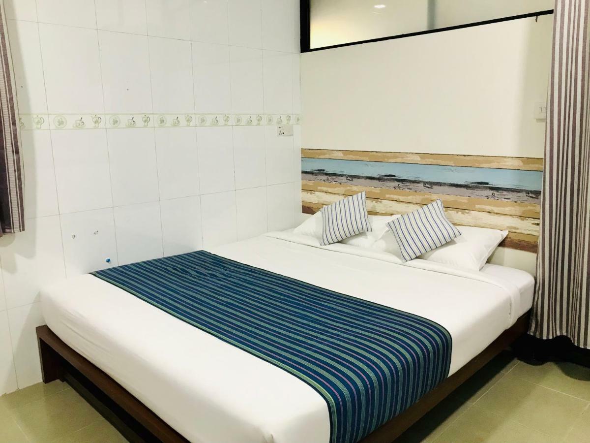 Celia Hostel Мандалай Экстерьер фото